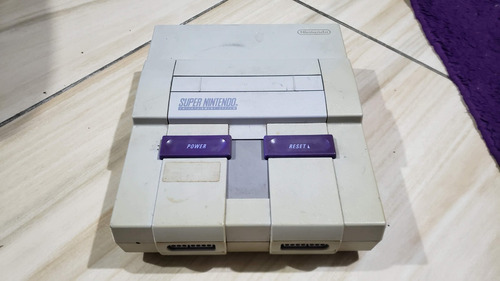 Super Nintendo Só O Aparelho Sem Nada. Com Ondas Na Imagem Mas Tirando Isso Tudo Ok. M1