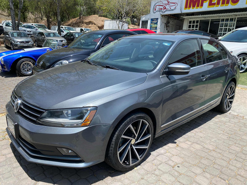 Volkswagen Jetta 2017 2.5 Comfortline Mt