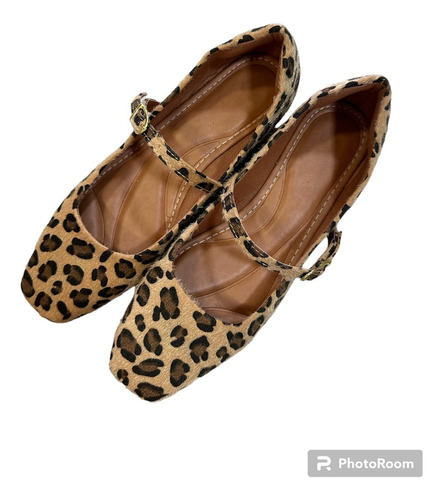 Sapatilha Mary Jane Animal Print