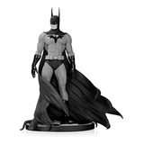 Dc Collectibles Batman: Blanco Y Negro: Batman Por Michael