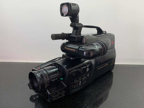 Filmadora Panasonic Vhs Digital Eis Pv-660d - Único Dono
