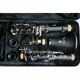 Clarinete Yamaha Ycl-650 Profissional 17 Chaves - Clarineta