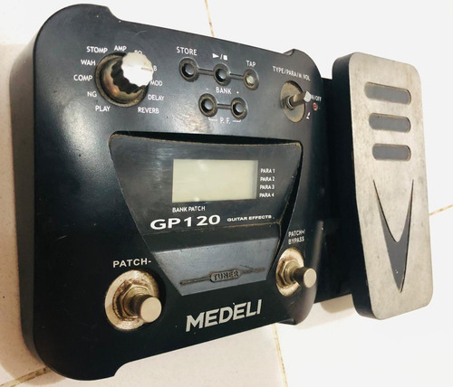 Pedalera Multiefectos De Guitara Medeli Gp120