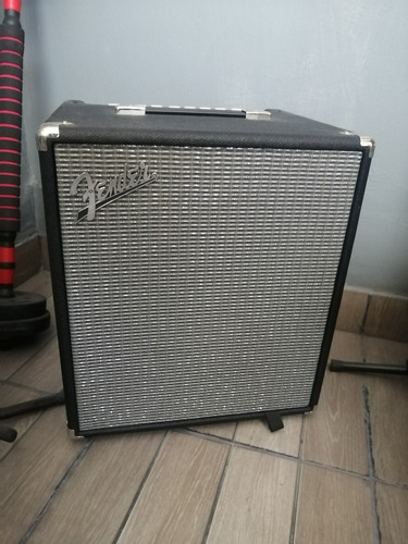 Amplificador Bajo Fender Rumble 100