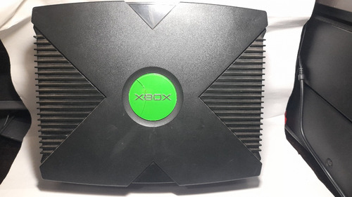 Xbox Clássico Com Defeito,só Console Sem Acessórios.pio Game