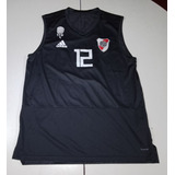 River Basket 2019 Negra Marca adidas #12, Talle L Detalles