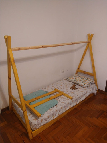 Cama Montessori Tipi Pino Barnizada