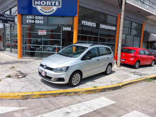 Volkswagen Suran Confort 1.6 Nafta