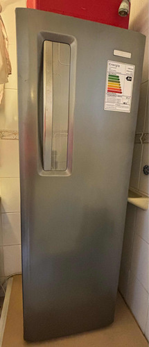Freezer/congelador Electrolux Vertical 190 L Gris