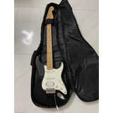 Guitarra Fender Stratocaster Player Series Hss