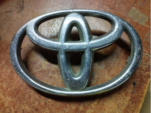 Emblema Logo Parrilla Delantera Toyota Meru-prado  Foto 2