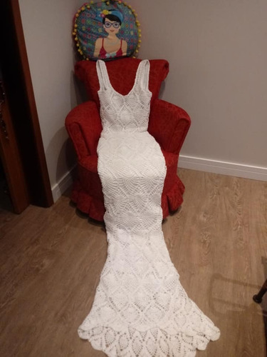 Vestido De Noiva Em Crochê  Médio -ler A Descrição Abaixo 