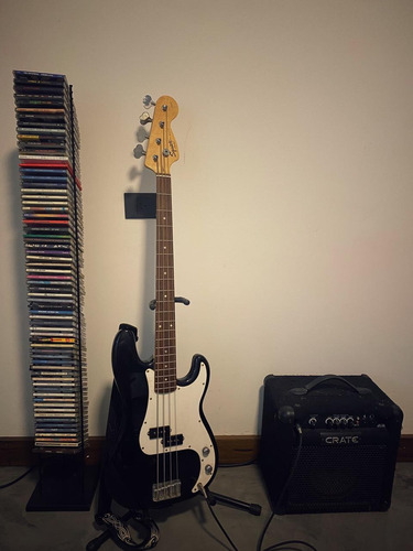 Bajo Squier  Modelo: Affinity Series Precision Bass (p-bass)