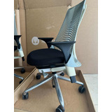 Cadeira Herman Miller Sayl Preta Com Branca Super Nova