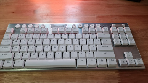 Teclado Mecânico Rgb Sem Fio Redragon K621 Horus Tkl