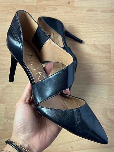 Hermosos Zapatos Tacones Calvin Klein Piel Negros 24!!