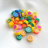 Pack 40 Dijes Pasantes 10mm Frutas Citricas Mix Colores