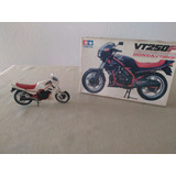 Moto Honda Vt250f Tamiya Escala 1/12 De Colección ¡ Armada ¡