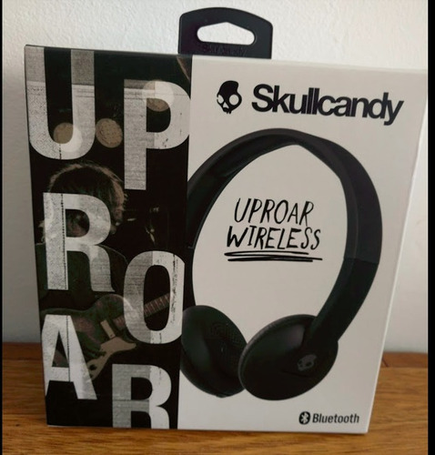 Auriculares Supraaurales Inalámbricos Skullcandy Uproar Color Negro