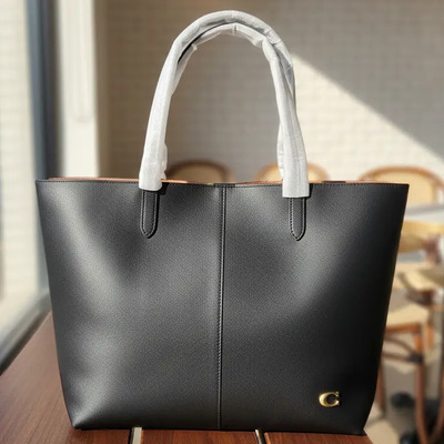 Coach Bolso Tote Liso Negro Lisa En Dorado