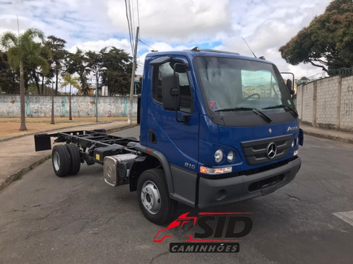 ACCELO 815 CHASSI