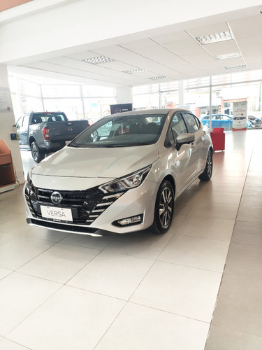 Nissan Versa Exclusive Cvt 0km