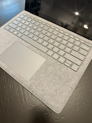 Microsoft Surface Laptop 3 I5 1.20ghz 8gb Ram 240gb