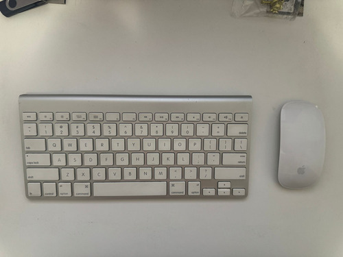 Apple Magic Mouse + Apple  Magic Keyboard