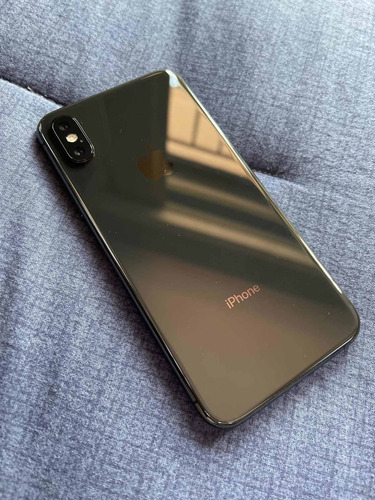 iPhone XS