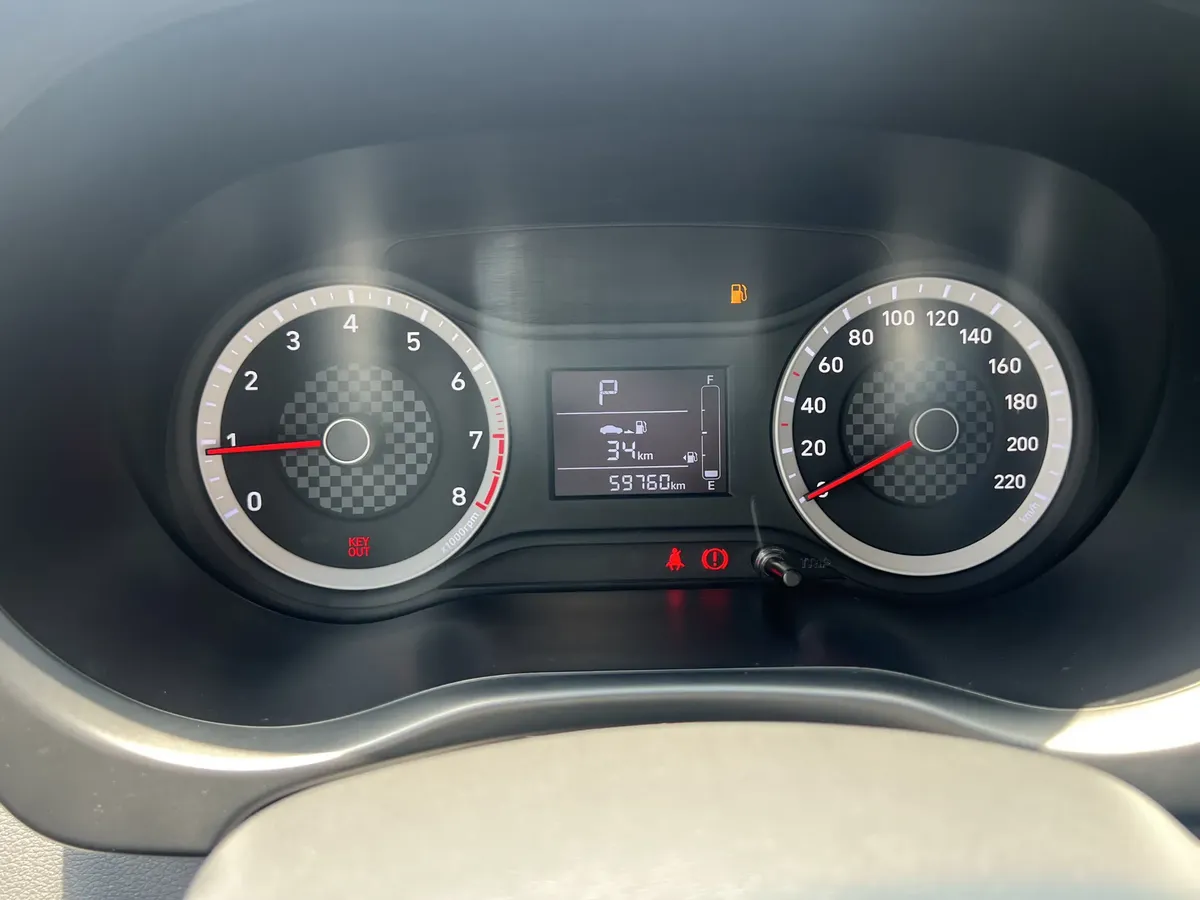 Hyundai Grand I10 2023 Gallery 14