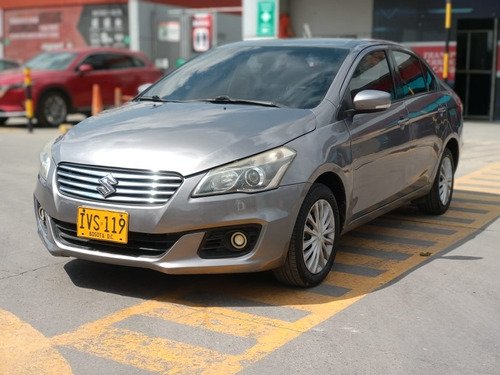 Suzuki Ciaz 2015 1.4 Full Equipo