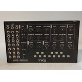 Sintetizador Moog Mavis