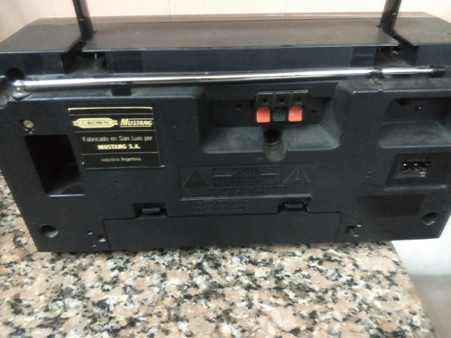 Radiograbador Doble Cassetera Con Parlantes Desmontable N/fu