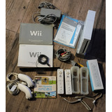 Nintendo Wii Americana + 2 Remotos + 2 Nunchuk 