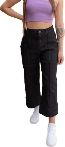 Jeans Capri Negro Elasticado Tiro Alto  Push Up