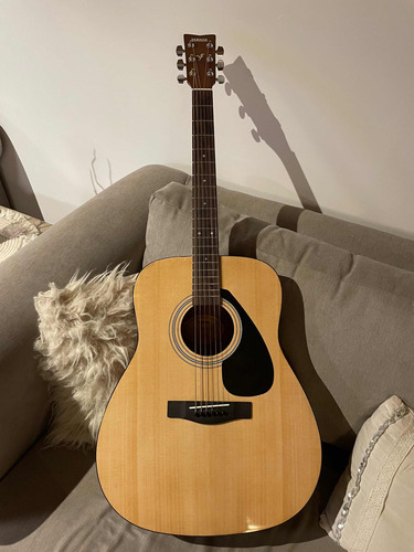 Guitarra Yamaha Acústica F310