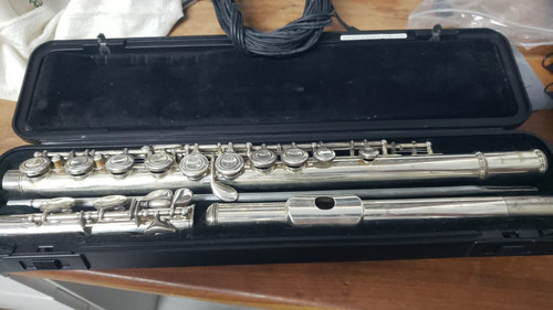 Flauta Transversal Yamaha Yfl 221