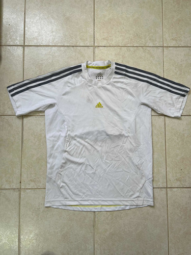 Remera adidas Niño 13-14 Años. Impecable. Original