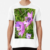 Remera Abejas Melíferas Alimentándose De Anémona Rosa Algodo