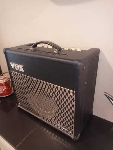 Amplificador Vox Vt30 Usado Impecable