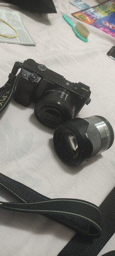 Câmera Mirroless Sony Alpha A6000