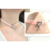 Collar Choker Terciopelo Cuero Gamuzado Dije Cubic Zirconia