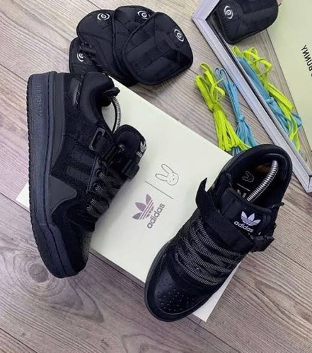 adidas De Bad Bunny Triple Black