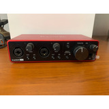 Interfaz De Audio Focusrite Scarlett 2i2 Roja 3.ª  Gen