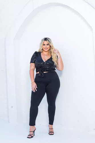 Cropped De Paête Com Amarração Transpassada Plus Size