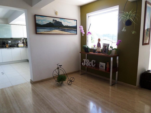 Townhouse Remodelado En Venta, Urb. Oripoto - Imagen 3