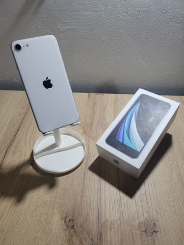 iPhone SE 2020 - Blanco - 64 Gb - 85% 