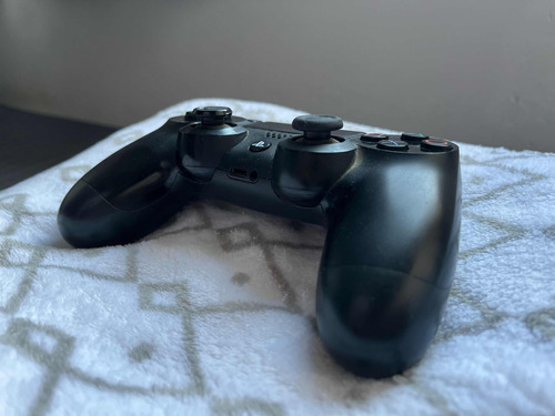 Joystick Dualshock Ps4 - A Reparar