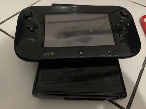 Nintendo Wii U 32gb Deluxe Bundle Cor  Preto