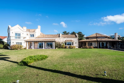 Venta Casa 4 Dormitorios Club De Mar - José Ignacio Con Vista Al Mar (cm08)